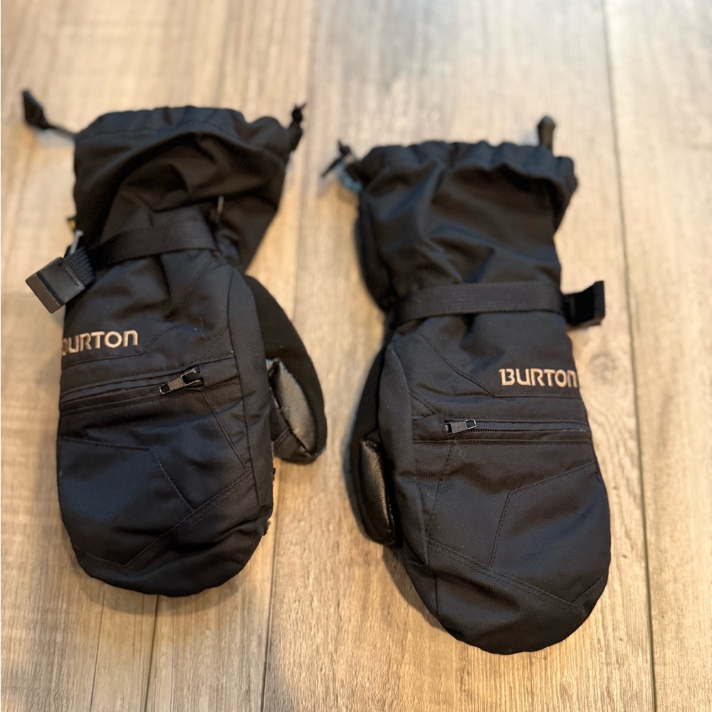 Burton Children’s Black Insulated Ski Mittens (Fit 8-10)